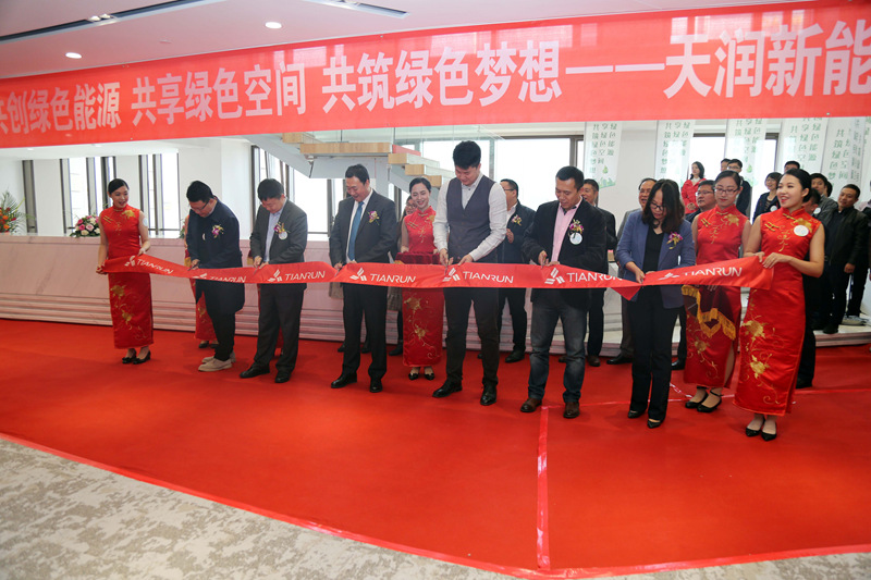 亚洲精品又粗又大又爽A片