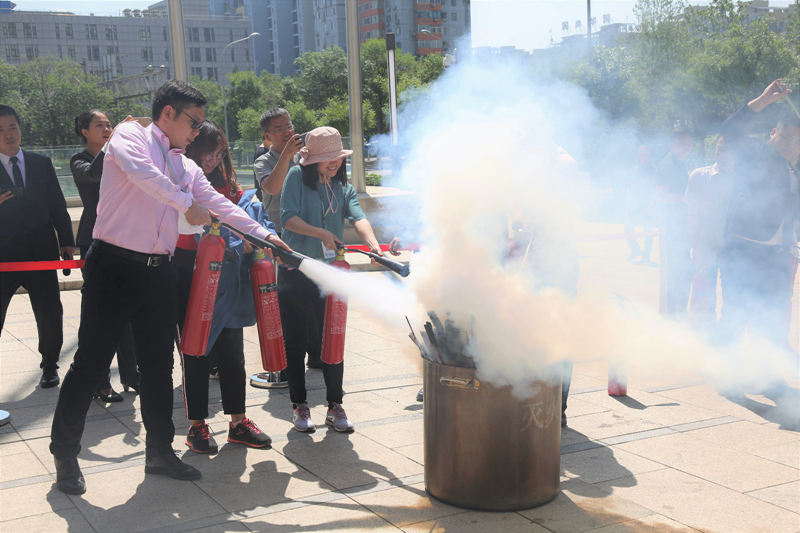 819A8708.JPG 819A8708.JPG