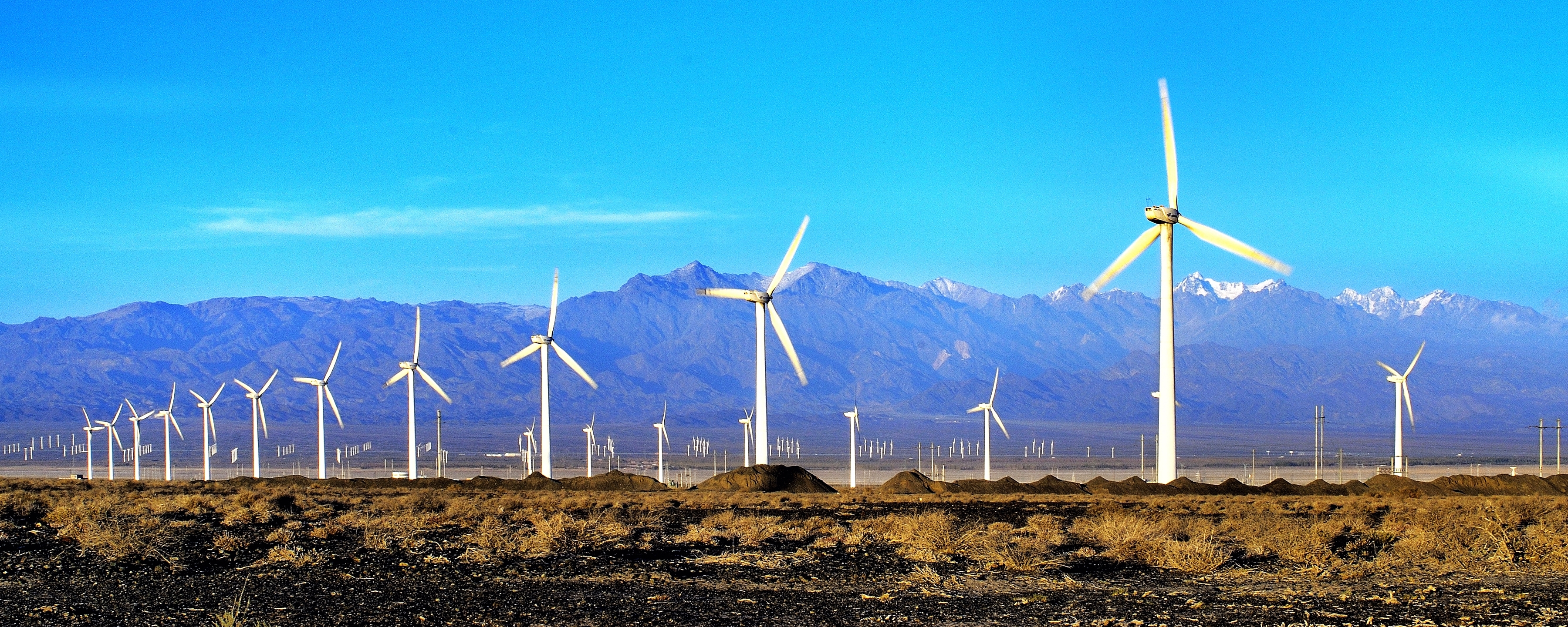 达坂城风电场.jpg 达坂城风电场.jpg